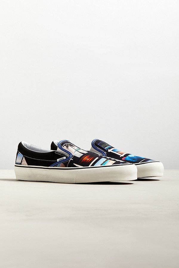 SF Slip-On Sneaker