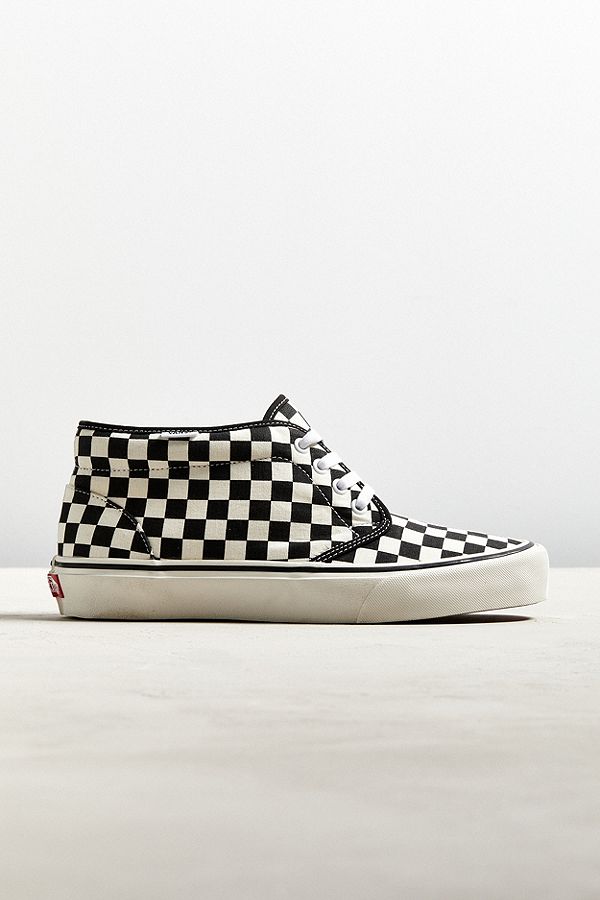 Chukka Checkerboard DX SF Sneaker