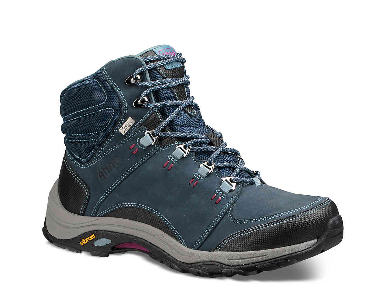 MONTARA III HIKING BOOT