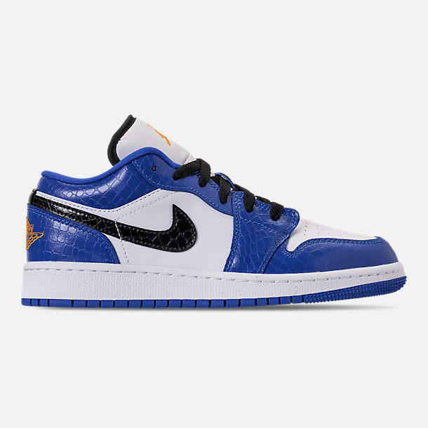 Kids' Grade School Air Jordan 1 Low Basketball Shoes