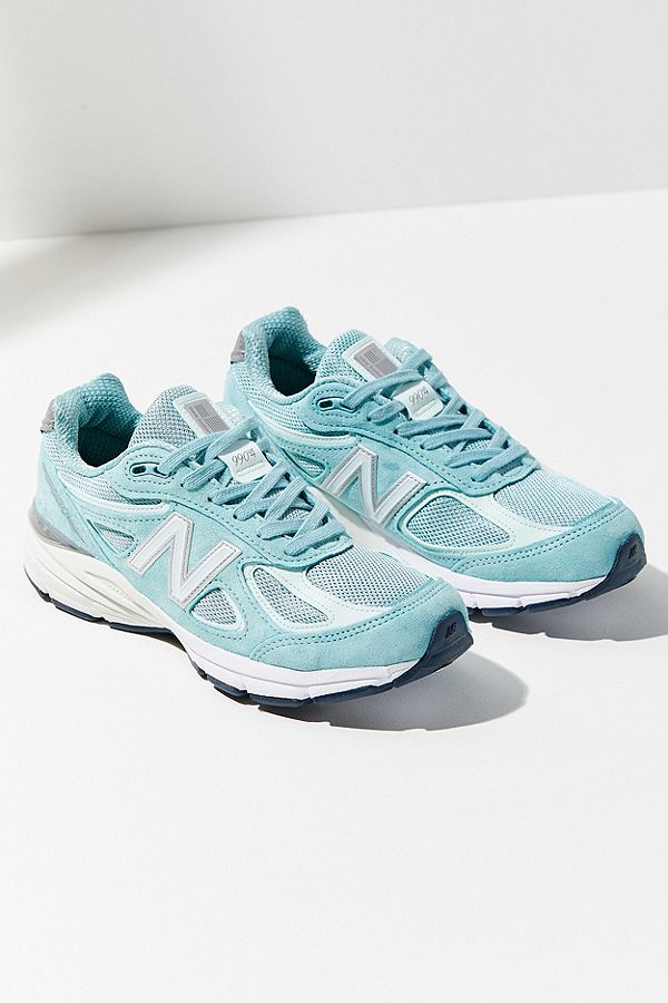 990v4 Sneaker